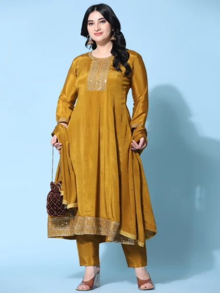 Ethnic Motifs Yoke Design Pure Silk Kurta with Trousers & With Dupatta